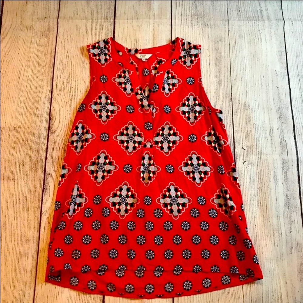 Crown and Ivy Top